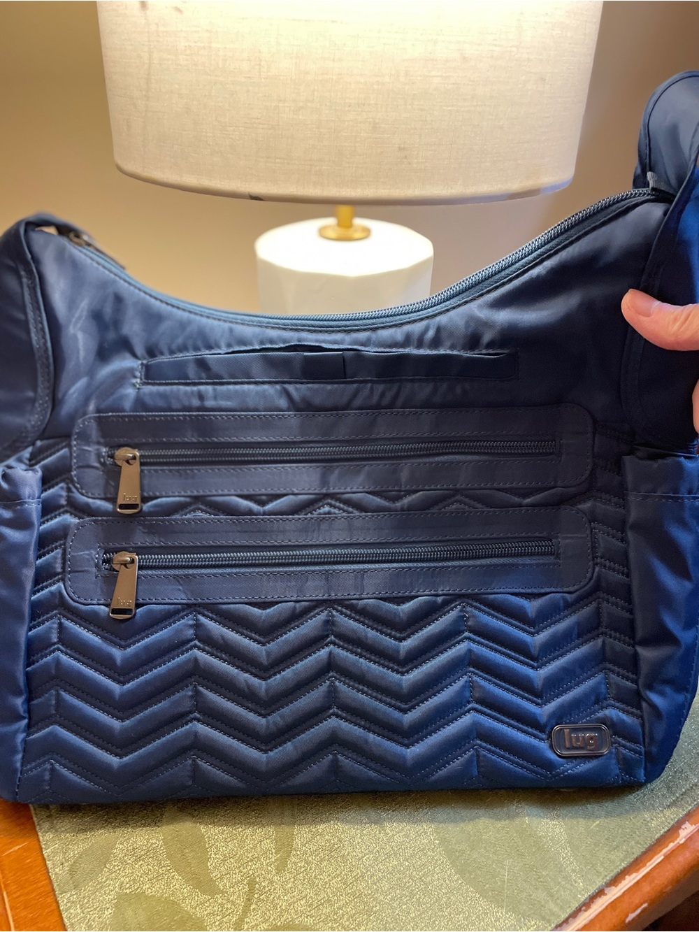 Lug Camper Handbag. - Picture 1 of 8